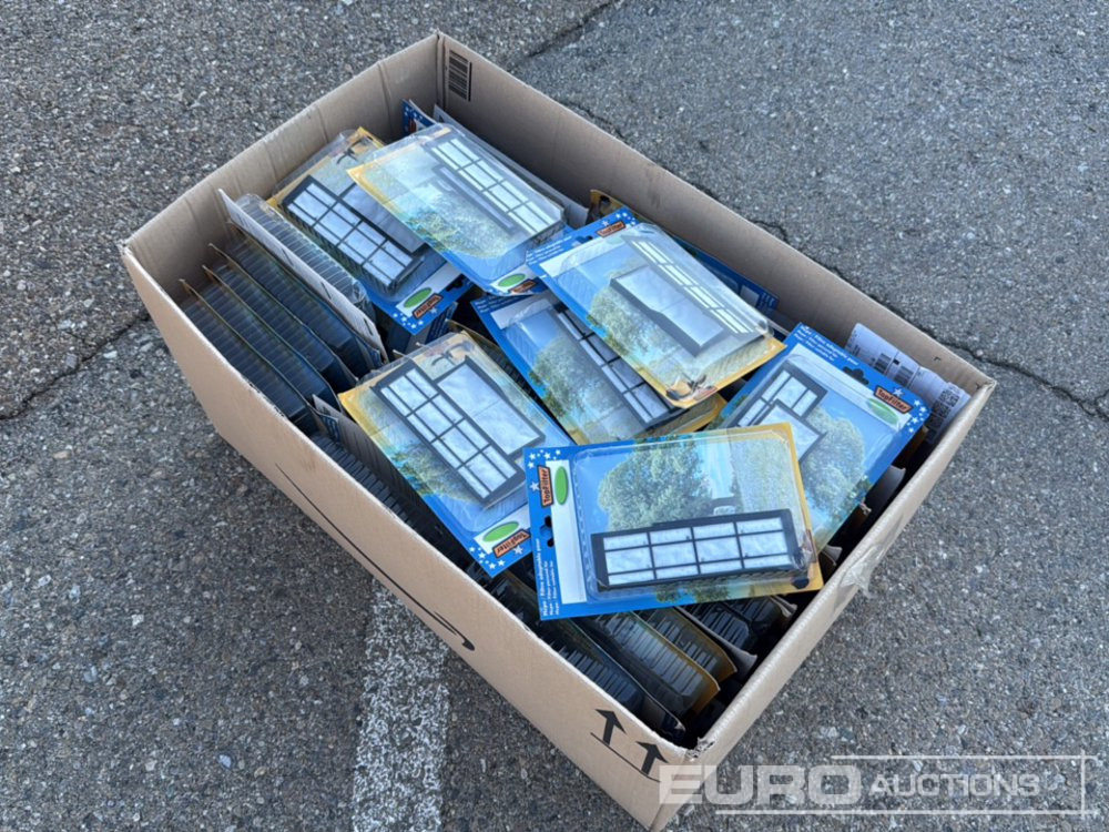 Pallet of Assorted Universal Vacuum Cleaner Fillters - Građevinska oprema: slika 2 Pallet of Assorted Universal Vacuum Cleaner Fillters - Građevinska oprema: slika 2