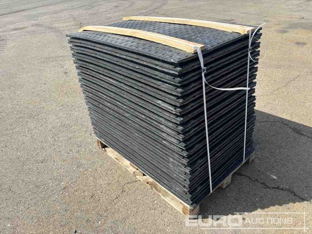 Građevinska oprema Pallet of Plastic Connectable Road Plates, 1200x800x28mm, 22kg per Plate (35 of) Moved to OCT 25: slika 9 Građevinska oprema Pallet of Plastic Connectable Road Plates, 1200x800x28mm, 22kg per Plate (35 of) Moved to OCT 25: slika 9