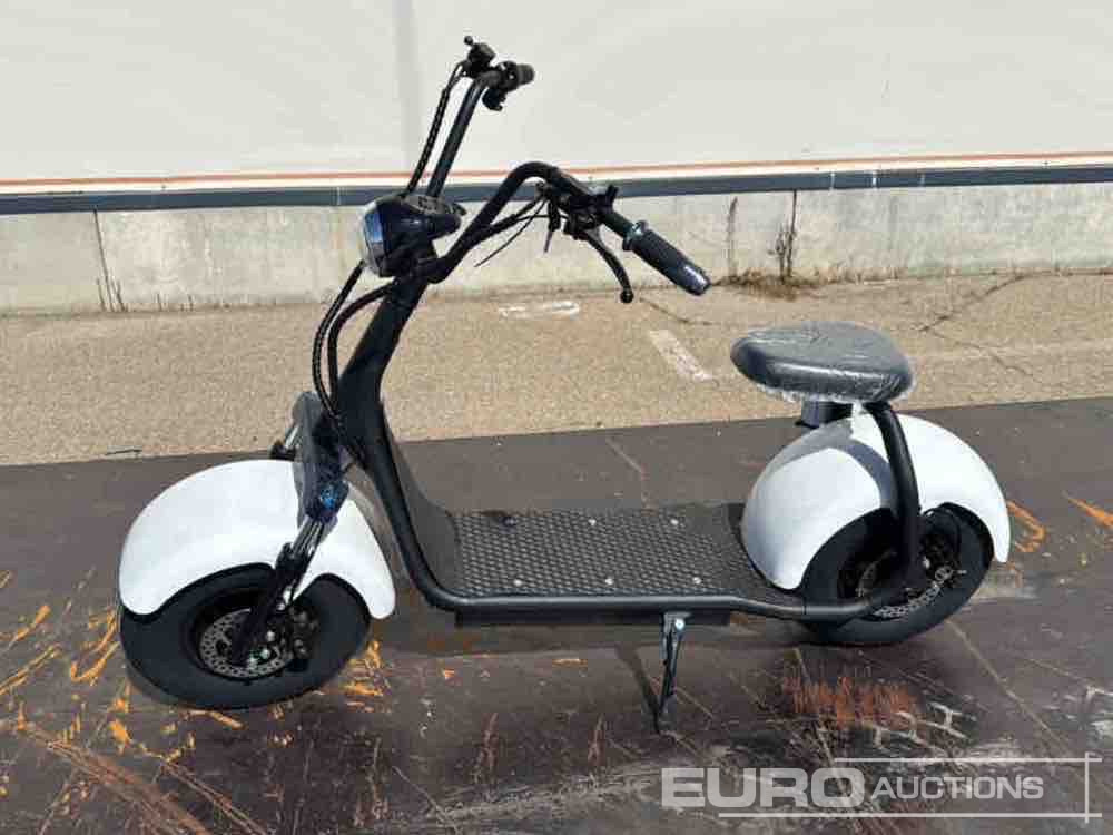 Unused City coco Electric Scooter Max Speed 40km/h, Autonomy 45km / Scooter Eléctrico - Motocikl: slika 2 Unused City coco Electric Scooter Max Speed 40km/h, Autonomy 45km / Scooter Eléctrico - Motocikl: slika 2