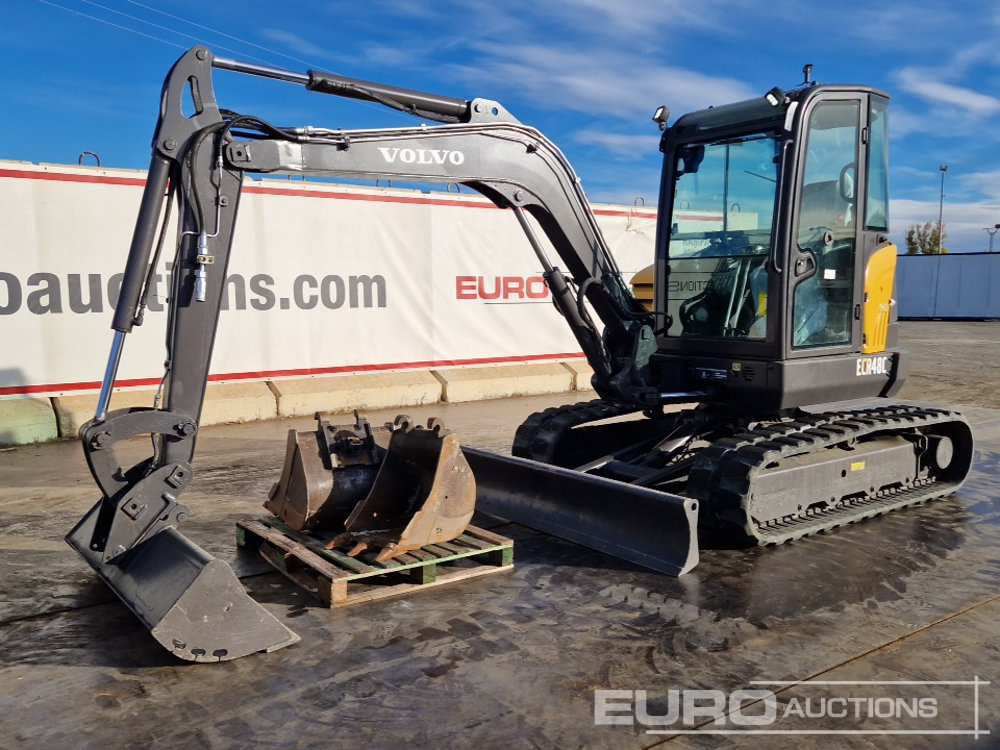 Volvo ECR48C - Mini bager: slika 1 Volvo ECR48C - Mini bager: slika 1