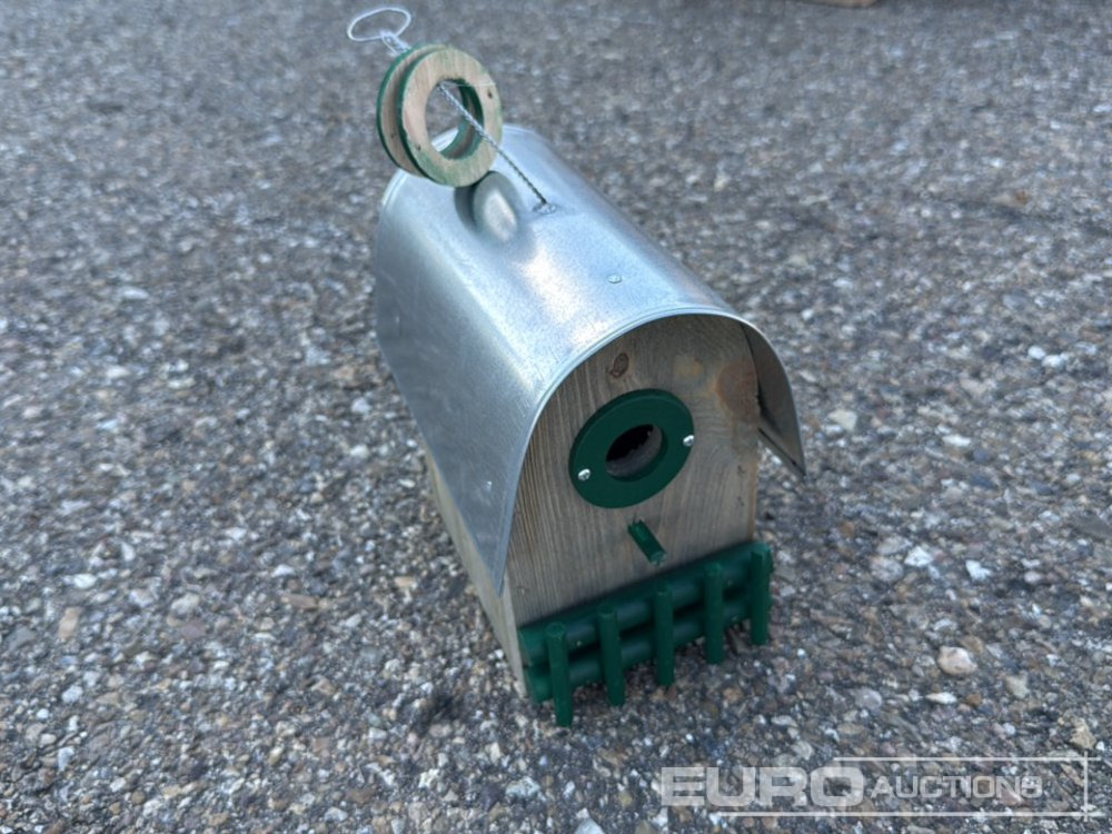 Wooden Bird Houses (5 of) - Građevinska oprema: slika 4 Wooden Bird Houses (5 of) - Građevinska oprema: slika 4