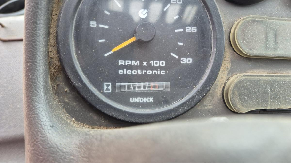 MANITOU MLT730 TURBO 1999 - Teleskopski upravljač: slika 5 MANITOU MLT730 TURBO 1999 - Teleskopski upravljač: slika 5