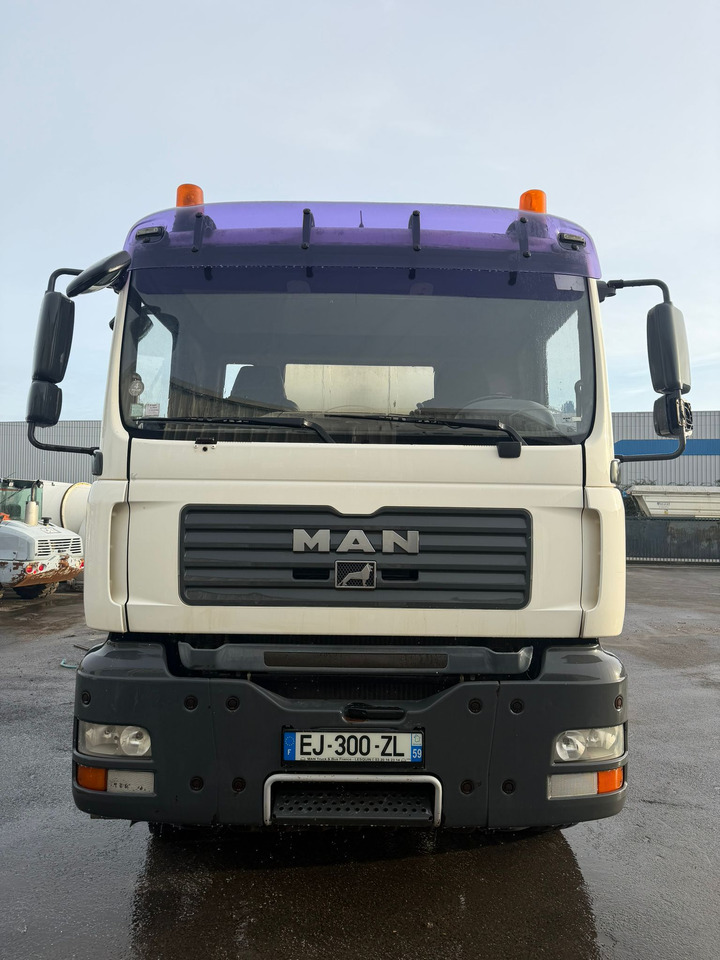 Camion béton MAN TGA 32.400 EJ-300-ZL - Mikser za beton: slika 1 Camion béton MAN TGA 32.400 EJ-300-ZL - Mikser za beton: slika 1