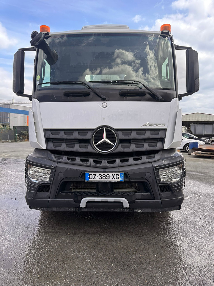 Pompe à béton PUTZ 31m avec cabine Mercedes-Benz Arocs 2636 DZ-389-XG - Auto pumpa za beton: slika 1 Pompe à béton PUTZ 31m avec cabine Mercedes-Benz Arocs 2636 DZ-389-XG - Auto pumpa za beton: slika 1