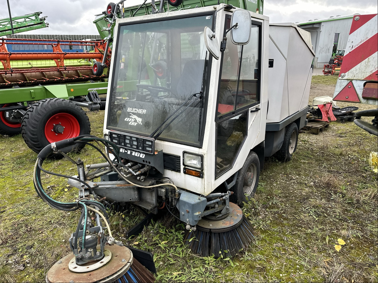 Bucher CityCat K1700 Kehrmaschine - Kosačica: slika 3 Bucher CityCat K1700 Kehrmaschine - Kosačica: slika 3