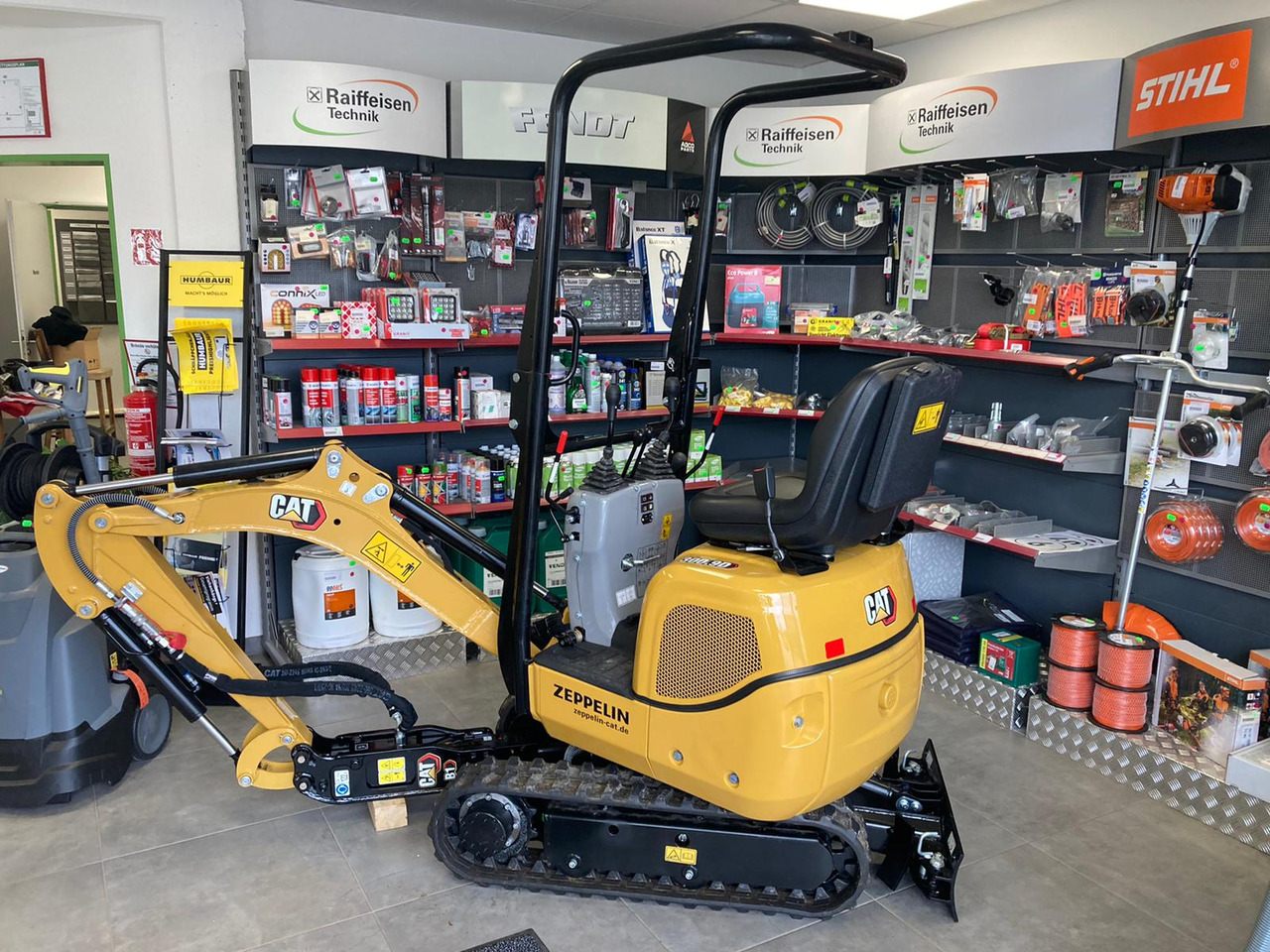 Caterpillar Mobilbagger 300.9D - Bager: slika 1 Caterpillar Mobilbagger 300.9D - Bager: slika 1