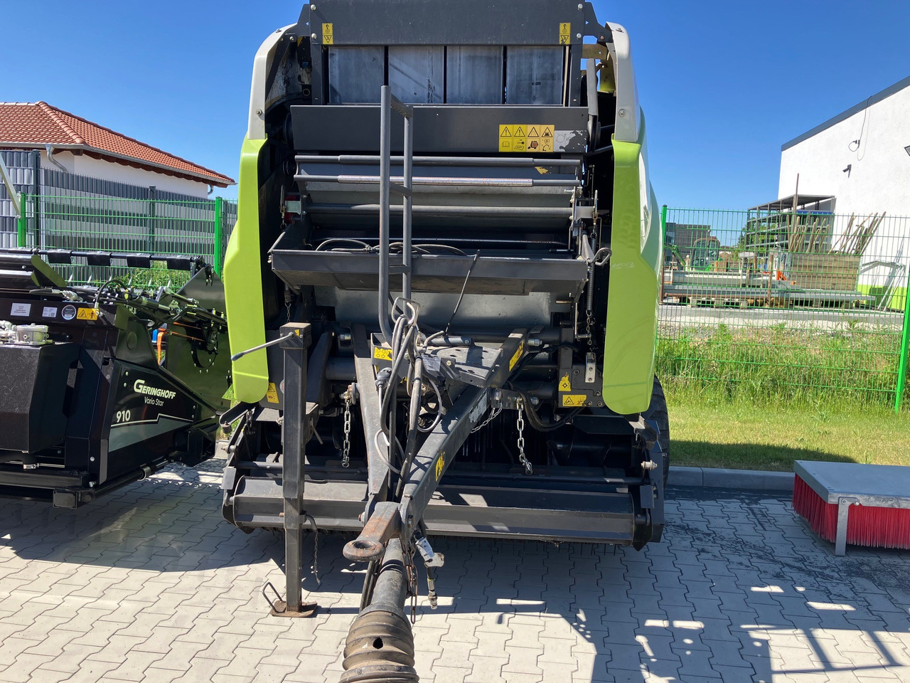 Claas 385 RC - Oprema za prevrtanje i razlaganje: slika 3 Claas 385 RC - Oprema za prevrtanje i razlaganje: slika 3