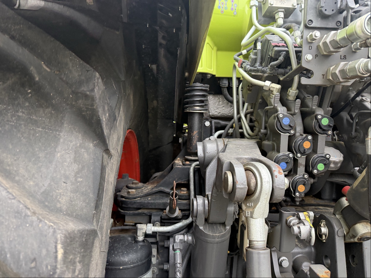 Claas Axion 870 C-Matic - Traktor: slika 2 Claas Axion 870 C-Matic - Traktor: slika 2