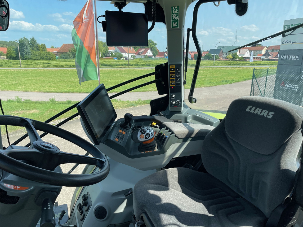 Claas Axion 870 CMATIC - Traktor: slika 4 Claas Axion 870 CMATIC - Traktor: slika 4