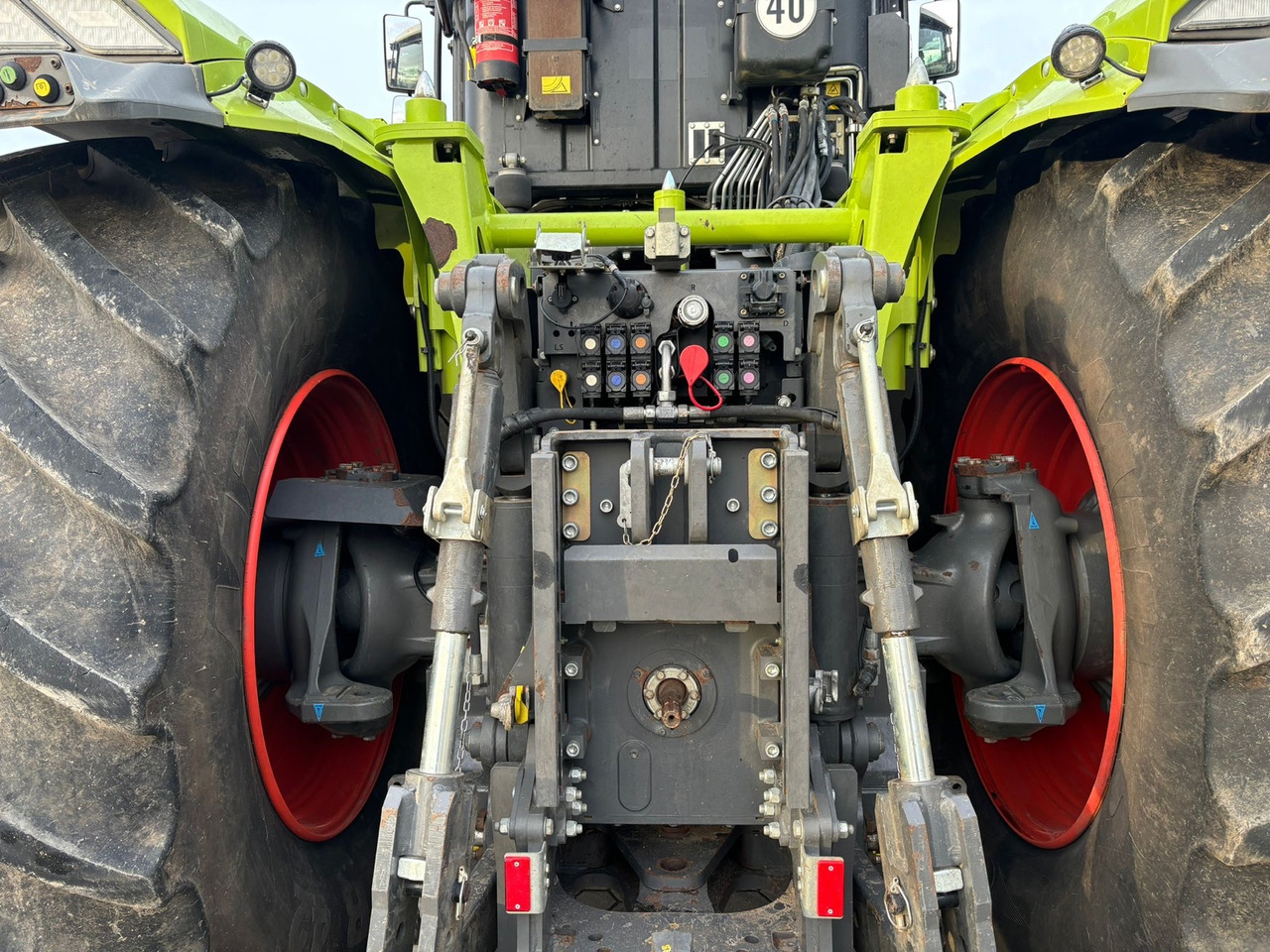 Claas Xerion 4200 Trac - Traktor: slika 5 Claas Xerion 4200 Trac - Traktor: slika 5