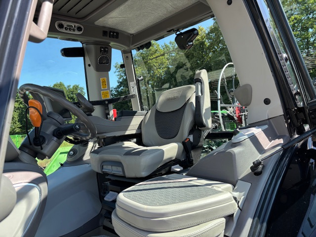 Deutz-Fahr Agrotron 6215 TTV Warrior-RTK - Traktor: slika 4 Deutz-Fahr Agrotron 6215 TTV Warrior-RTK - Traktor: slika 4