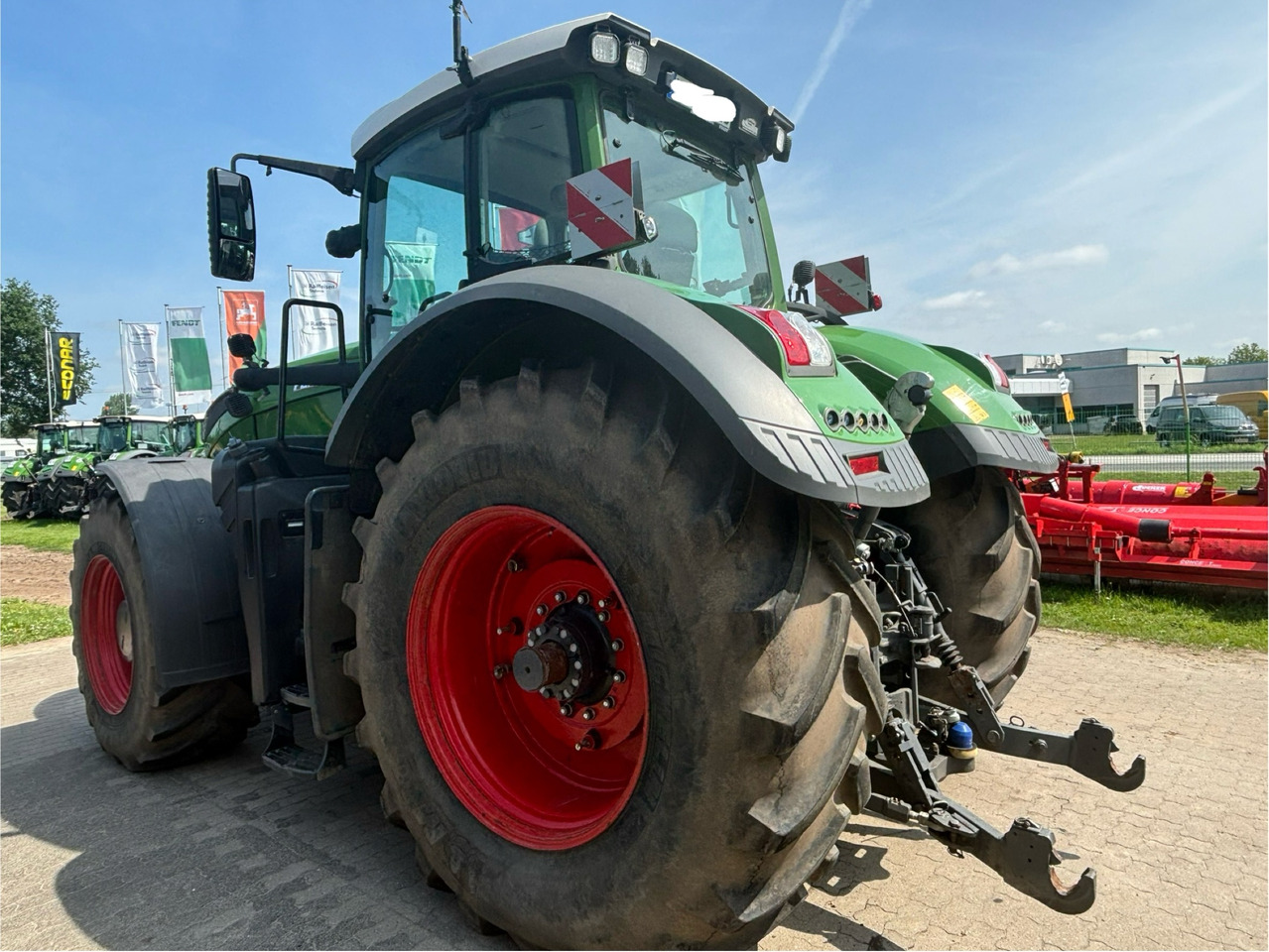 Fendt 1050 Vario S4 ProfiPlus - Traktor: slika 4 Fendt 1050 Vario S4 ProfiPlus - Traktor: slika 4