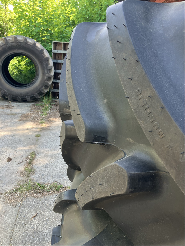 Fendt 650/65R42 u. 540/65R30 MI - Gume i felne: slika 4 Fendt 650/65R42 u. 540/65R30 MI - Gume i felne: slika 4