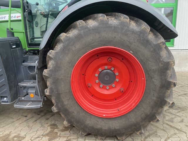 Traktor Fendt 724 Vario S4 Profi: slika 8