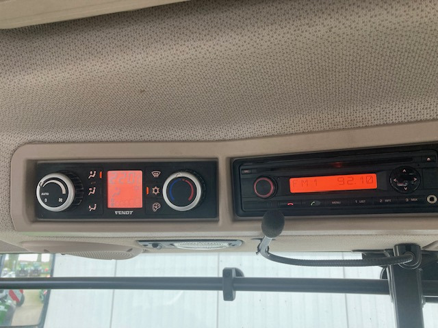 Fendt 724 Vario S4 Profi - Traktor: slika 4 Fendt 724 Vario S4 Profi - Traktor: slika 4