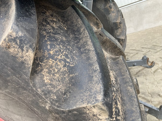 Traktor Fendt 724 Vario S4 Profi: slika 7