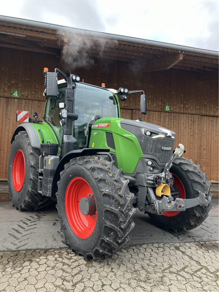 Fendt 728 Vario Gen7 - Traktor: slika 1 Fendt 728 Vario Gen7 - Traktor: slika 1