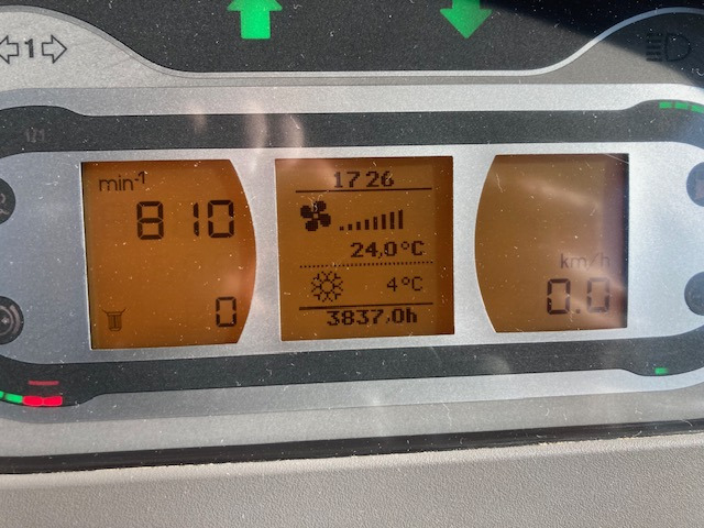 Fendt 826 Vario S4 Profi - Traktor: slika 2 Fendt 826 Vario S4 Profi - Traktor: slika 2