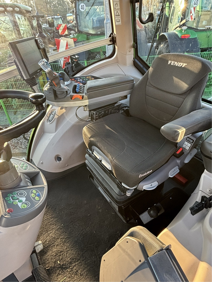 Fendt 826 Vario S4 ProfiPlus - Traktor: slika 4 Fendt 826 Vario S4 ProfiPlus - Traktor: slika 4