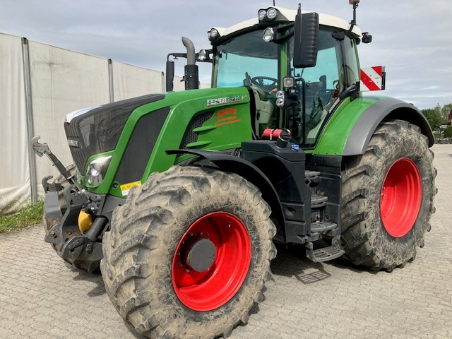Fendt 828 Vario S4 ProfiPlus - Traktor: slika 2 Fendt 828 Vario S4 ProfiPlus - Traktor: slika 2