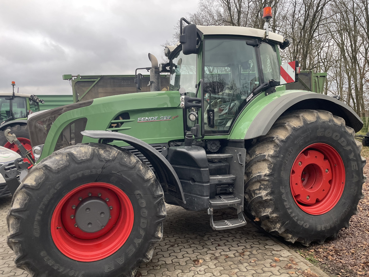 Fendt 927 Vario - Traktor: slika 1 Fendt 927 Vario - Traktor: slika 1