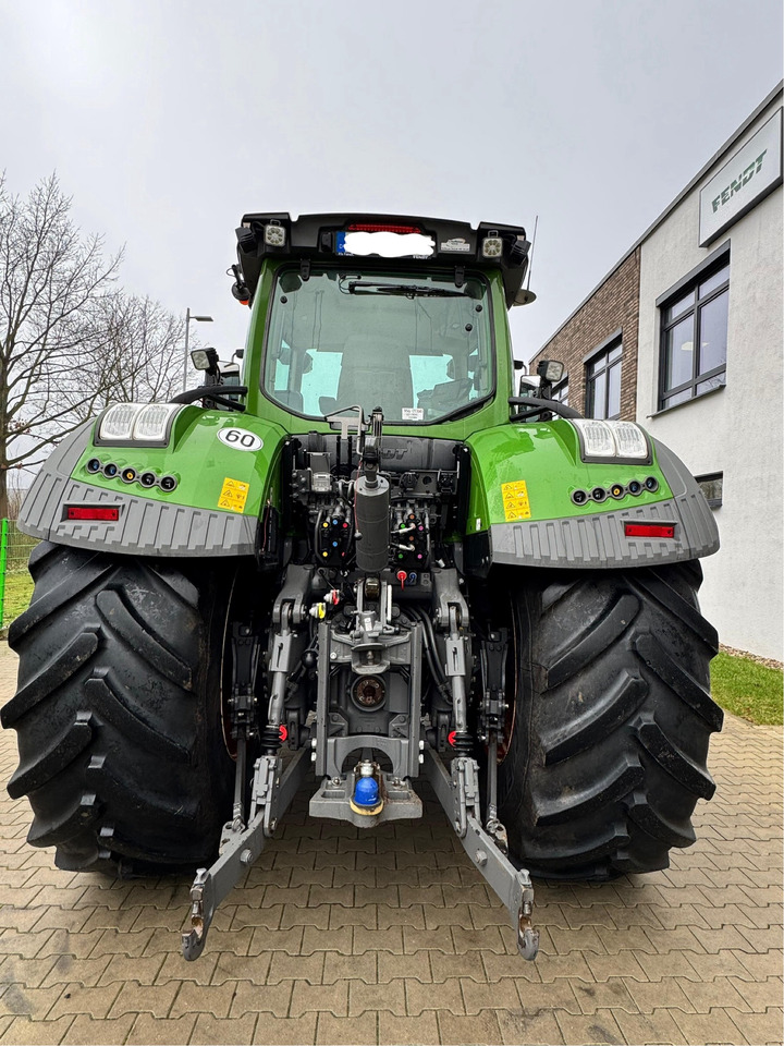 Fendt 933 Vario Gen6 Profi Plus - Traktor: slika 5 Fendt 933 Vario Gen6 Profi Plus - Traktor: slika 5