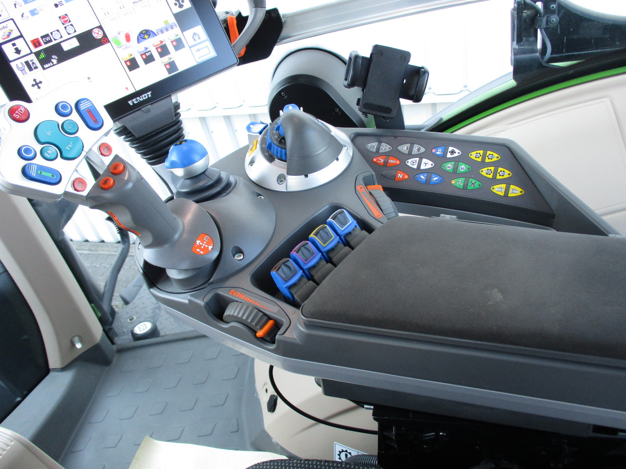 Fendt 939 Vario Gen6 ProfiPlus - Traktor: slika 4 Fendt 939 Vario Gen6 ProfiPlus - Traktor: slika 4