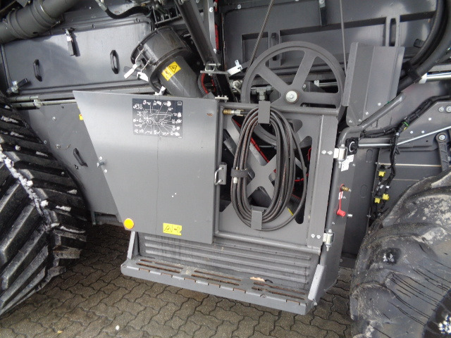 Fendt IDEAL 8T - Kombinovani kombajn: slika 5 Fendt IDEAL 8T - Kombinovani kombajn: slika 5