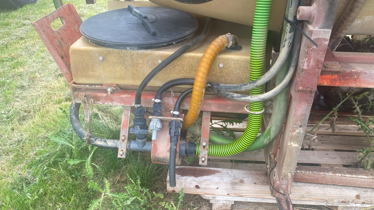 Jacoby Jacoby Eurosuper 1500l - Prskalica montirana na traktor: slika 4 Jacoby Jacoby Eurosuper 1500l - Prskalica montirana na traktor: slika 4