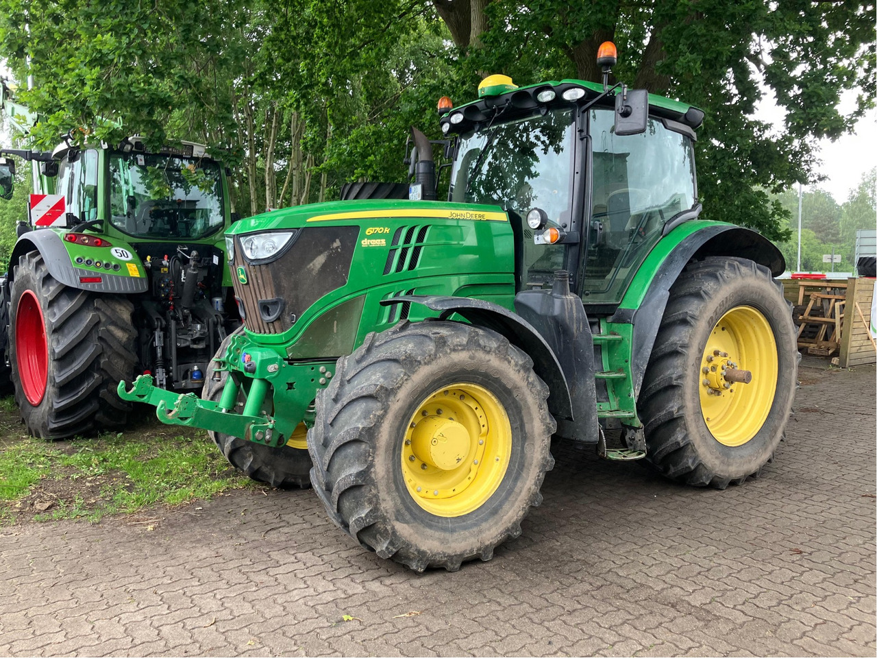 John Deere 6170 R AutoPower - Traktor: slika 1 John Deere 6170 R AutoPower - Traktor: slika 1