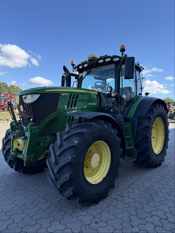 John Deere 6215R - Traktor: slika 1 John Deere 6215R - Traktor: slika 1