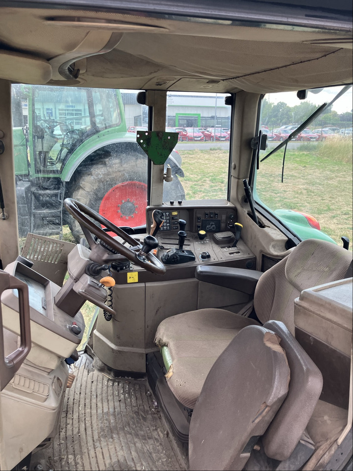 John Deere 6920 Auto Quad - Traktor: slika 4 John Deere 6920 Auto Quad - Traktor: slika 4