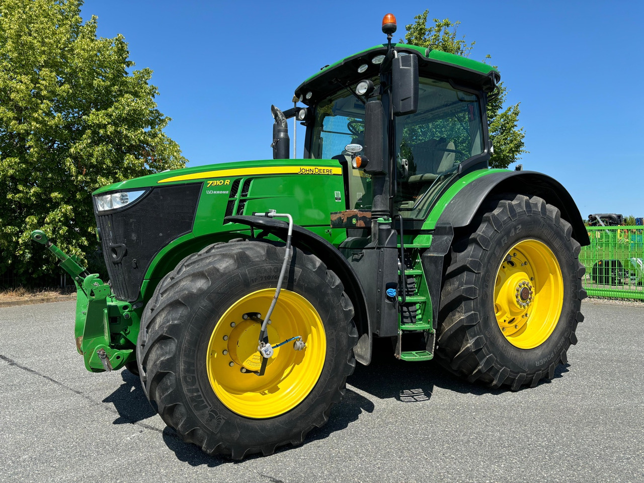 John Deere 7310 R AutoPower - Traktor: slika 1 John Deere 7310 R AutoPower - Traktor: slika 1