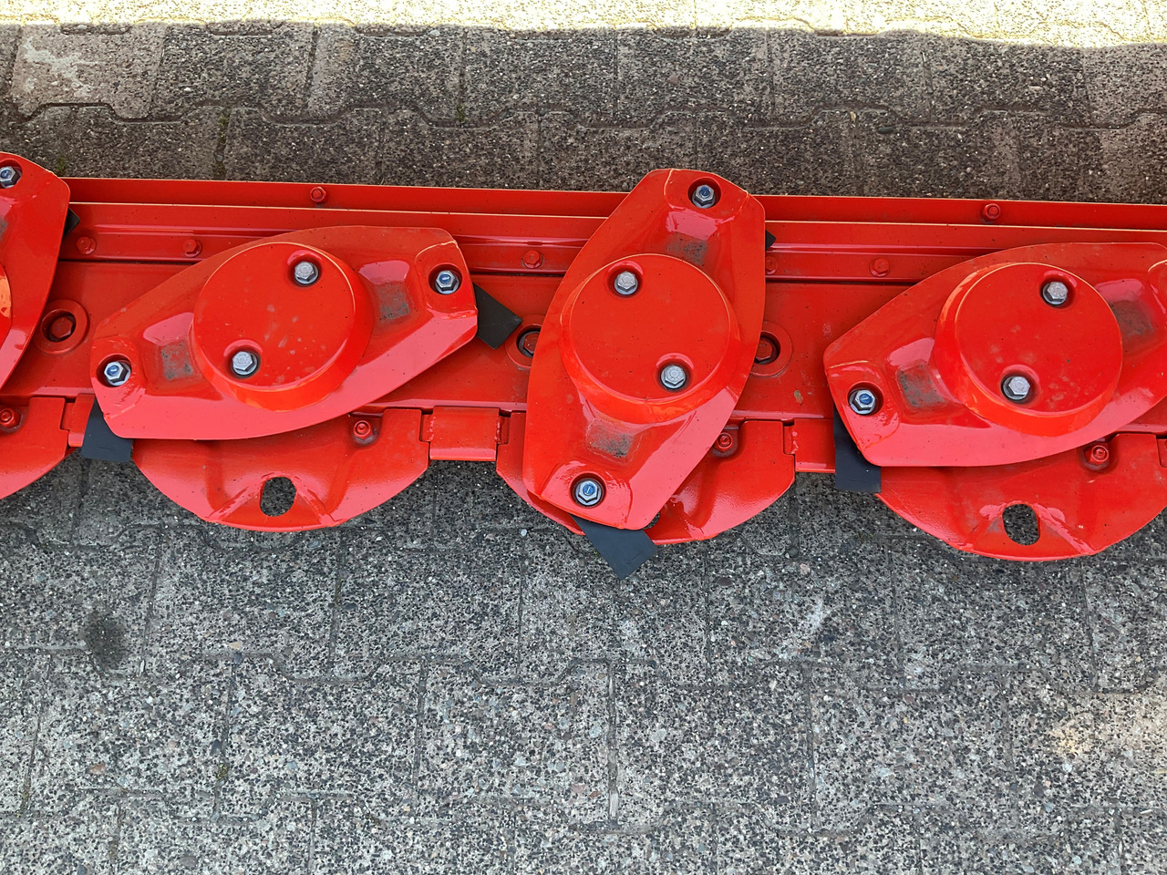 Kuhn GMD 355-FF Scheibenmähwerke - Kosačica: slika 2 Kuhn GMD 355-FF Scheibenmähwerke - Kosačica: slika 2