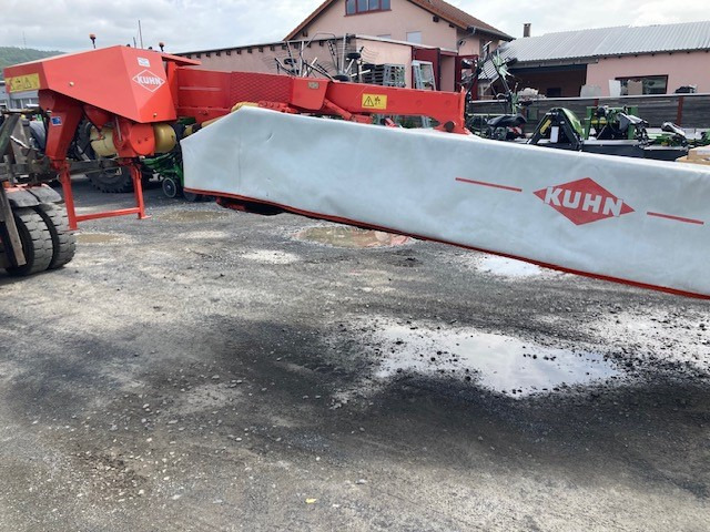 Kuhn GMD 902 Scheibenmähwerk - Kosačica: slika 1 Kuhn GMD 902 Scheibenmähwerk - Kosačica: slika 1