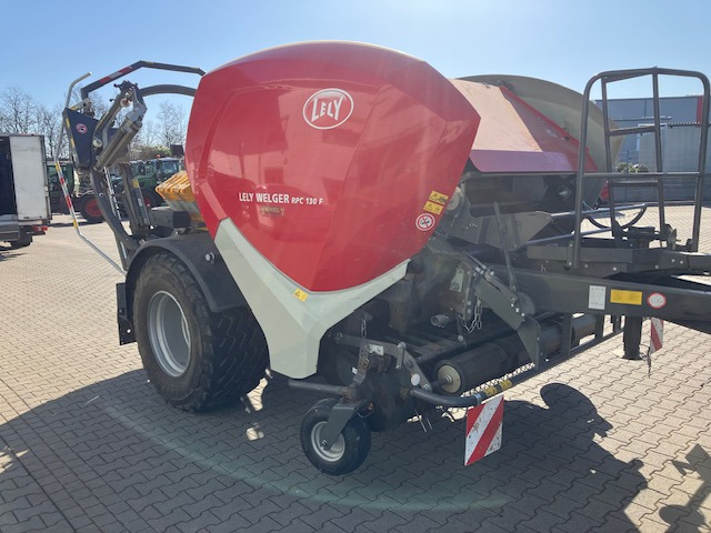 Lely Welger RP 130 F - Oprema za prevrtanje i razlaganje: slika 2 Lely Welger RP 130 F - Oprema za prevrtanje i razlaganje: slika 2