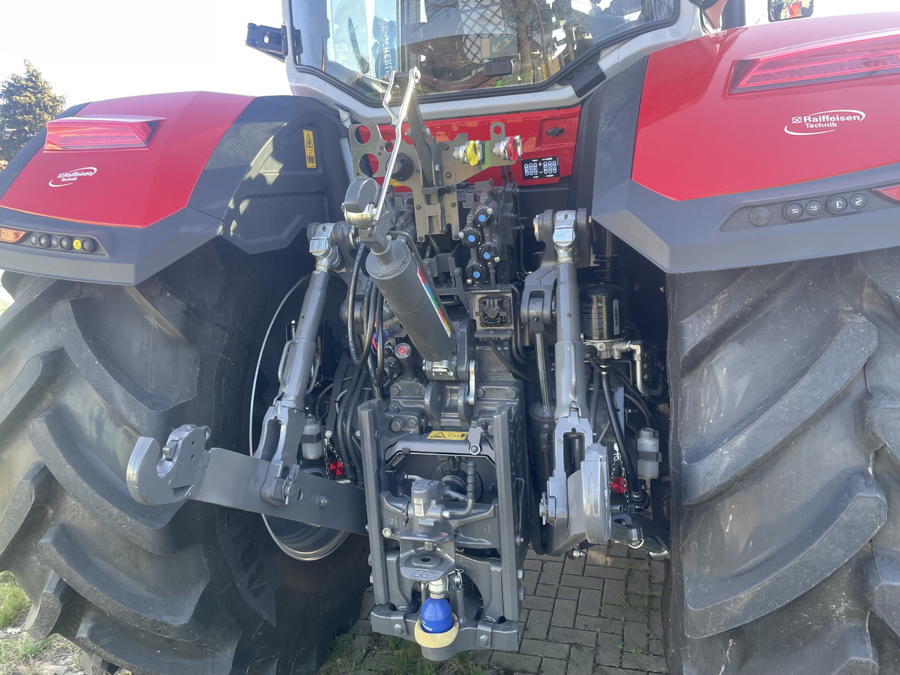 Massey Ferguson 8S.245 Dyna-VT EXCLUSIVE - Traktor: slika 3 Massey Ferguson 8S.245 Dyna-VT EXCLUSIVE - Traktor: slika 3
