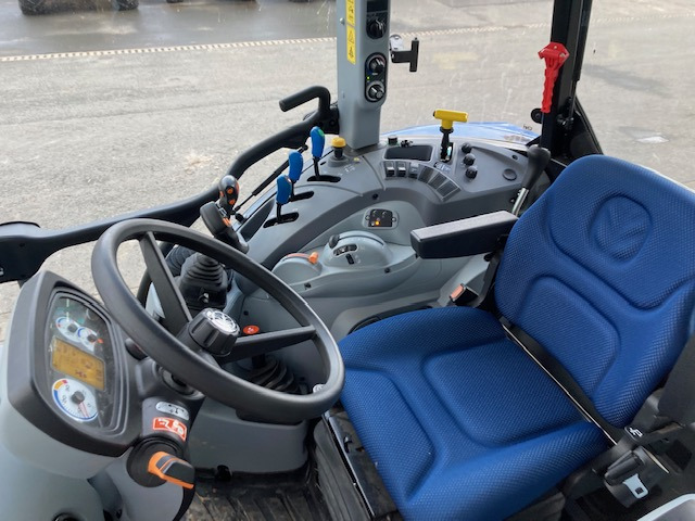 New Holland T5.100 - Traktor: slika 5 New Holland T5.100 - Traktor: slika 5
