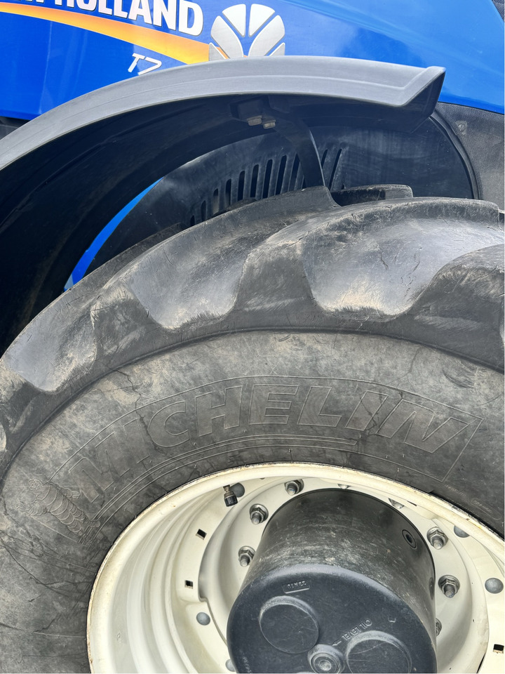 New Holland T7.315 - Traktor: slika 4 New Holland T7.315 - Traktor: slika 4