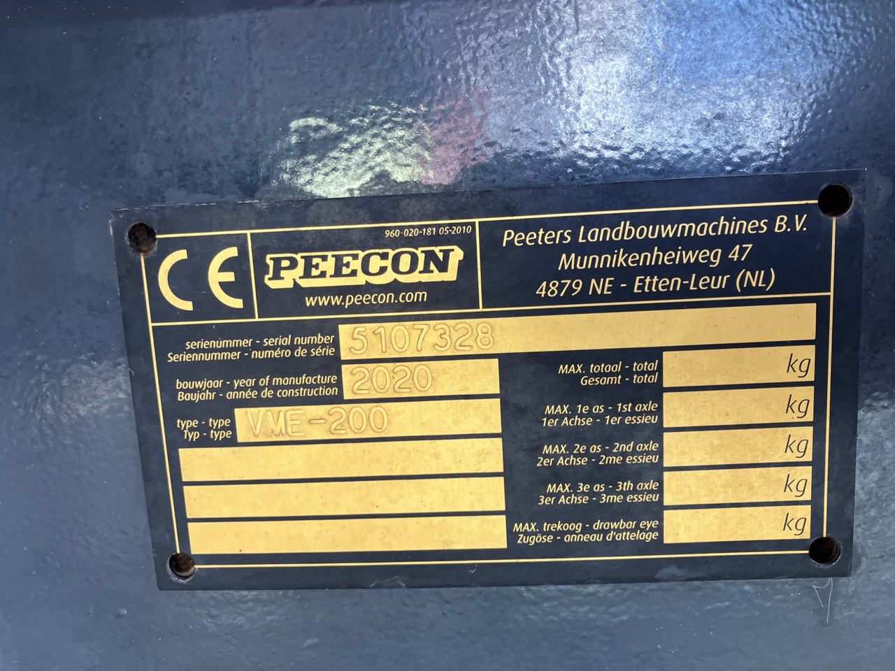 Peecon Biga 20-215 Twin Plus - Prikolica za mešanje stočne hrane: slika 2 Peecon Biga 20-215 Twin Plus - Prikolica za mešanje stočne hrane: slika 2