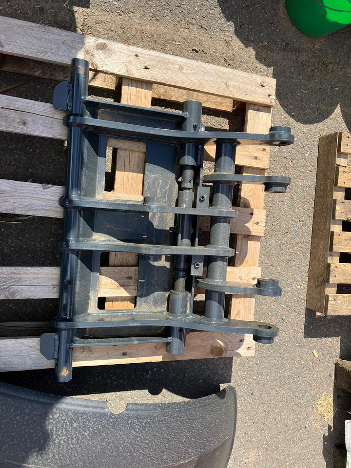 Schäffer Aufnahme Hoflader-WS SWH - Oprema za stoku: slika 1 Schäffer Aufnahme Hoflader-WS SWH - Oprema za stoku: slika 1