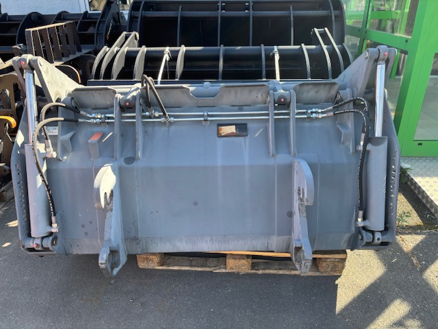 Schäffer Silage-Greifschaufel 1,80m - Oprema za stoku: slika 2 Schäffer Silage-Greifschaufel 1,80m - Oprema za stoku: slika 2