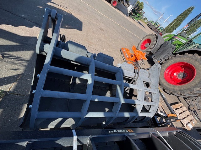 Schäffer Silage-Greifschaufel 1,80m - Oprema za stoku: slika 1 Schäffer Silage-Greifschaufel 1,80m - Oprema za stoku: slika 1