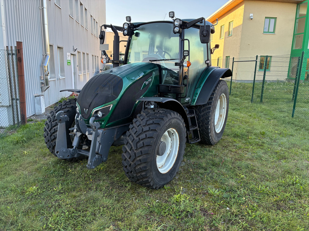 Valtra A114MH4 AC 71.5 - Traktor: slika 1 Valtra A114MH4 AC 71.5 - Traktor: slika 1