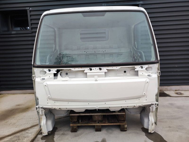 Kabina i enterijer za Kamion Mitsubishi Fuso CANTER S TYPE EURO 5 EURO 6 MODEL: slika 14