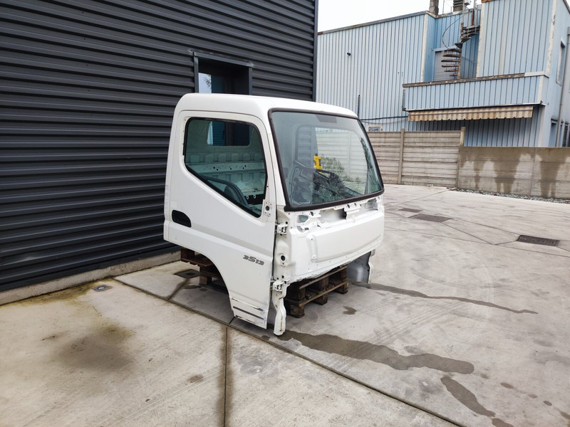Kabina i enterijer za Kamion Mitsubishi Fuso CANTER S TYPE EURO 5 EURO 6 MODEL: slika 8