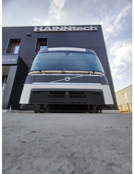Volvo L2 H2 - Kabina i enterijer za Kamion: slika 1 Volvo L2 H2 - Kabina i enterijer za Kamion: slika 1