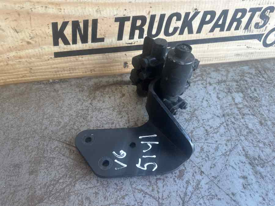 MAN MAGNET VALVE 81.52160-6189 - Kočioni ventil za Kamion: slika 4 MAN MAGNET VALVE 81.52160-6189 - Kočioni ventil za Kamion: slika 4