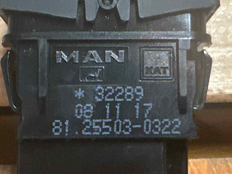 MAN SWITCH 81.25503-0322 - Kabina i enterijer za Kamion: slika 2 MAN SWITCH 81.25503-0322 - Kabina i enterijer za Kamion: slika 2