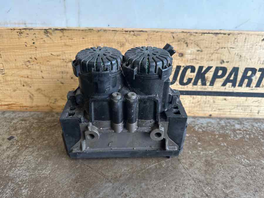 MAN VALVE 81.52106-9050 - Kočioni ventil za Kamion: slika 1 MAN VALVE 81.52106-9050 - Kočioni ventil za Kamion: slika 1